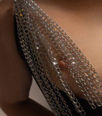 Emm, brunette, 30, escort at Paris in Lower Hutt, Wellington (photo 5)
