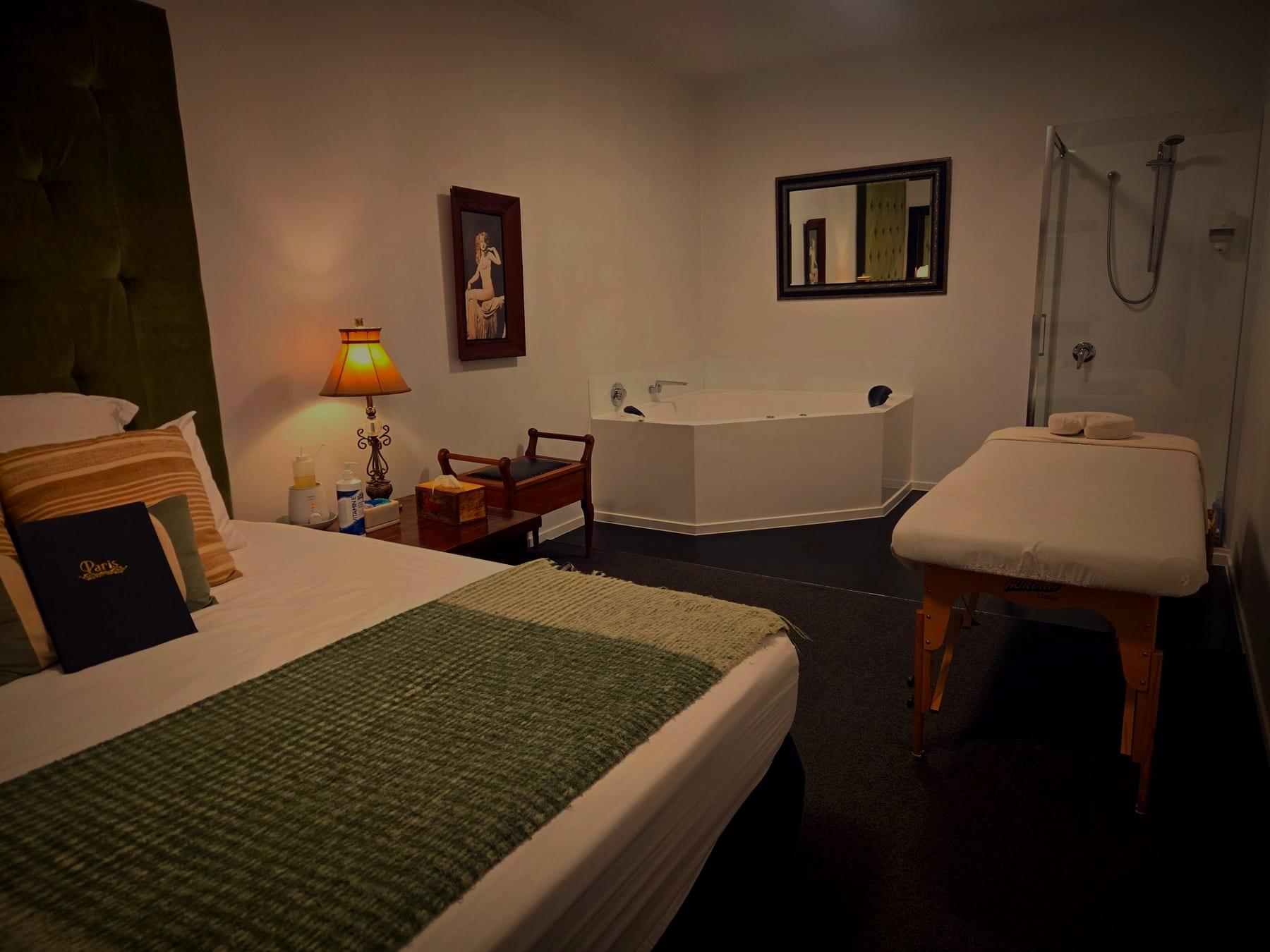 The spa suite at Paris, Lower Hutt